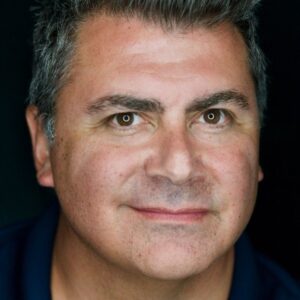 Robert Flores
